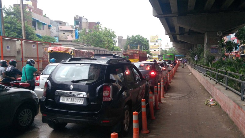 Heavy downpour causes flooding, traffic snarls on major roads in Delhi and surrounding region