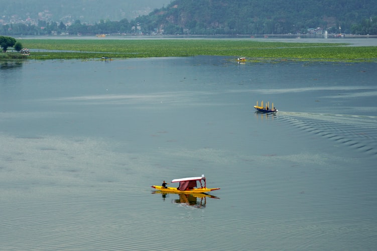 Jammu and Kashmir: Lakes authority procures indigenous high-tech machines to clean Dal Lake