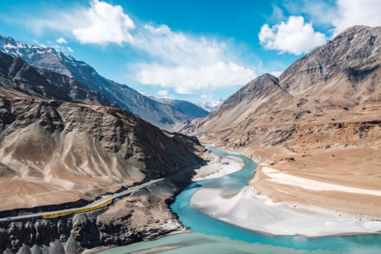 IAF rescues 107 people from frozen Zanskar river in Ladakh