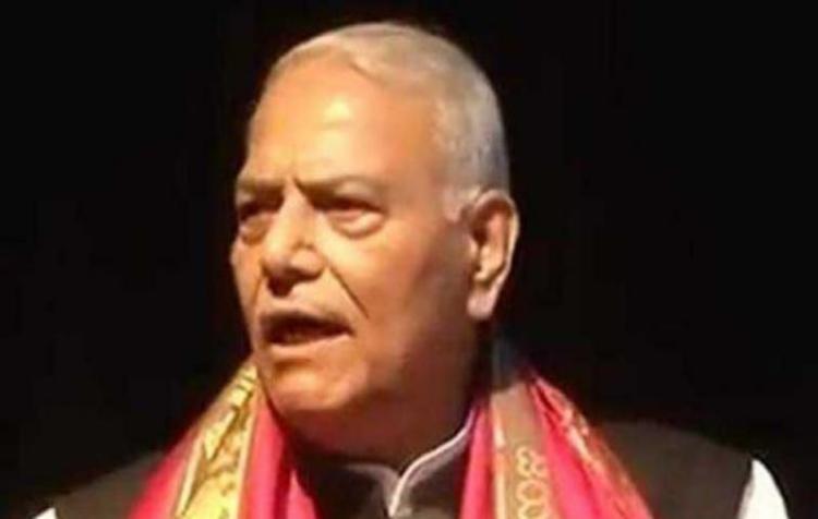 Yashwant Sinha, AAP's Sanjay Singh detained for protest over migrants' situation