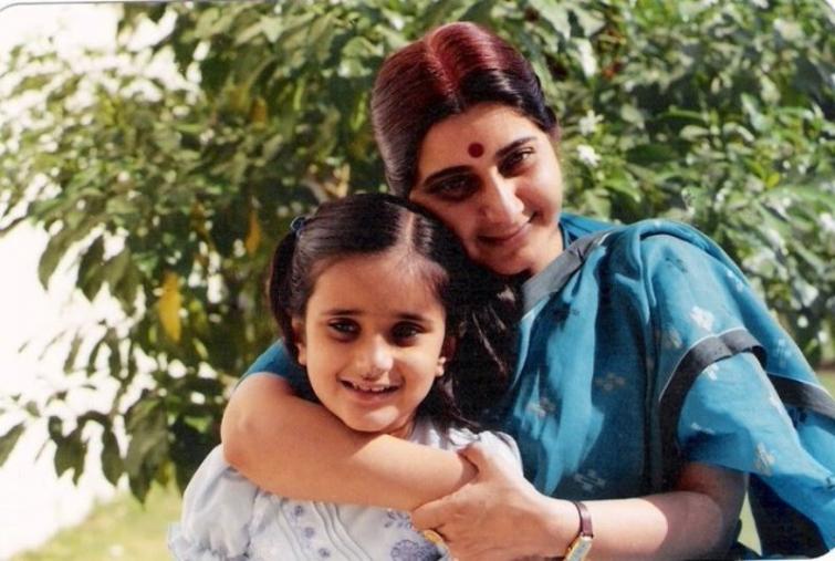 Miss you with every breath Ma: Sushma Swaraj's daughter tweets on Mother's Day