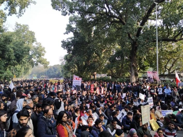  Several opposition leaders join JNUSU protest march against violent attack on JNU campus
