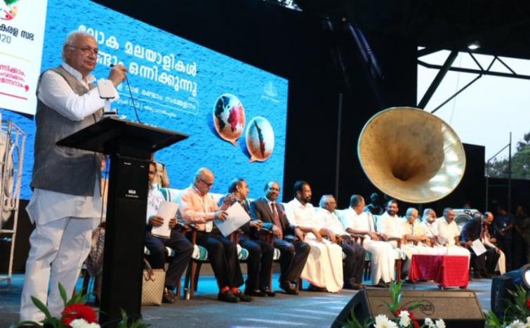 Kerala Governor rejects state govt's explanation over CAA