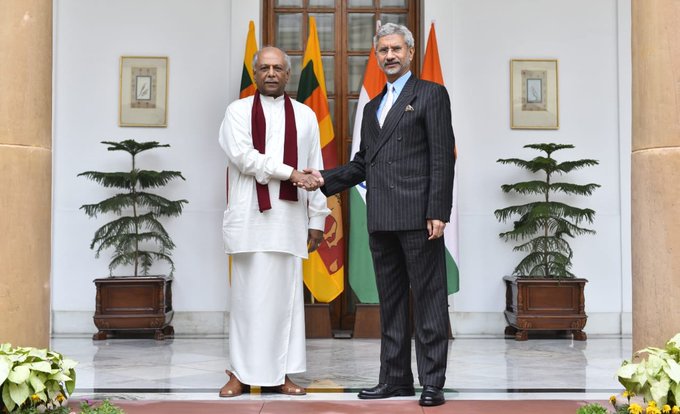 Sri Lankan Foreign Minister Dinesh Gunawardena visits India 