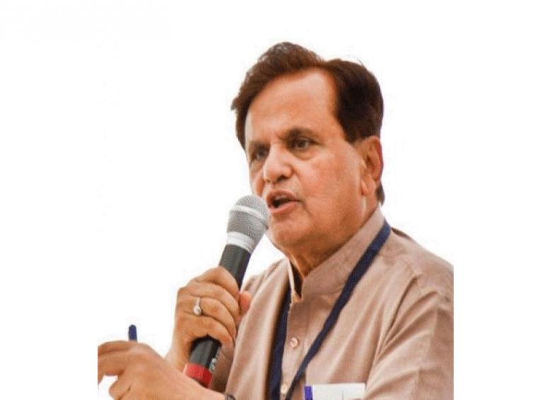ED questions Cong leader Ahmed Patel in Sterling Biotech case