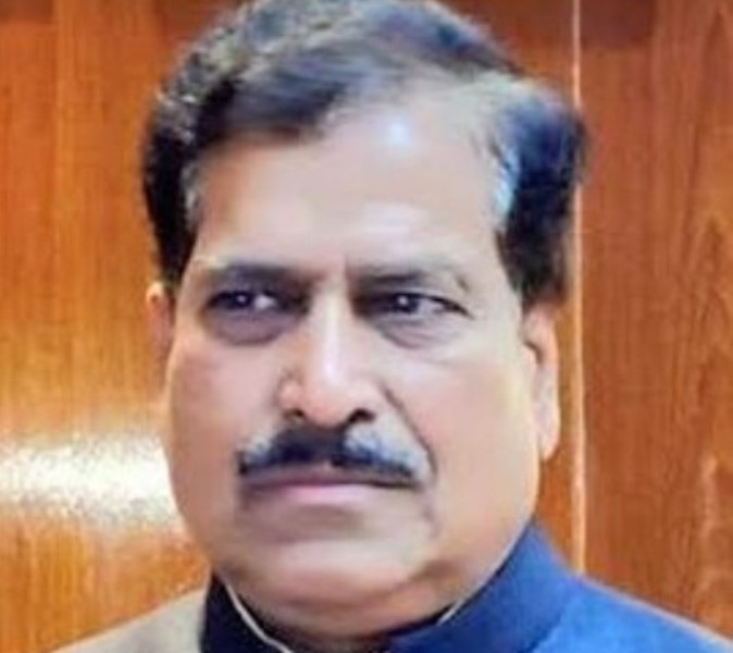 Junior Railway Minister Suresh Angadi dies of Covid-19