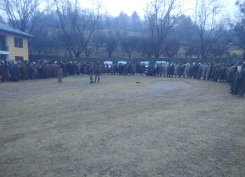 Braving rains and chill, voters stand in long queues to cast ballots in JK DDC 5th Phase polls