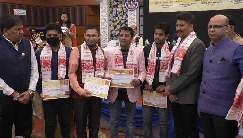 Lions Club of Guwahati Greater felicitates plasma donors