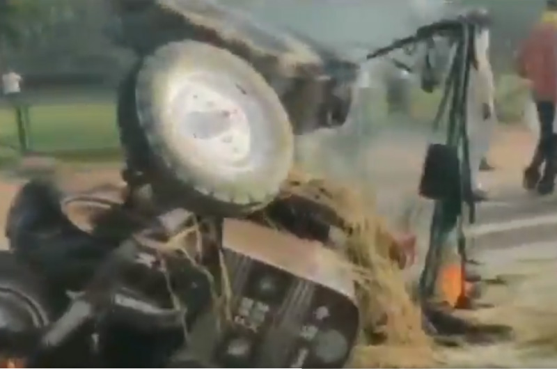 Protest against farm bills: Tractor set on fire in Delhi, 5 arrested