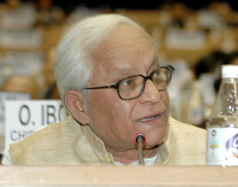 Ailing former Bengal CM Buddhadeb Bhattacharjee is on 'non invasive' ventilation