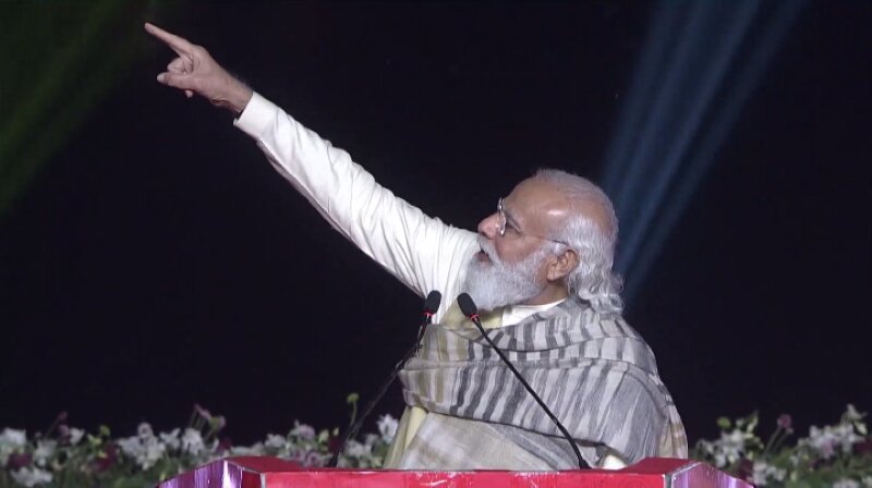 Modi targets Bengal from Varanasi over PM Kisan Samman Nidhi, Trinamool hits back