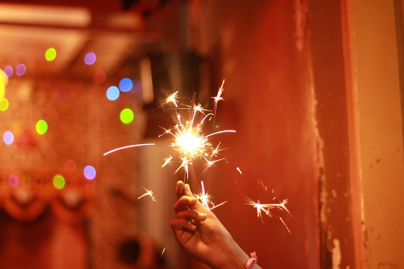 Total ban on firecrackers in Delhi, nearby areas in view of Covid-19 and air pollution