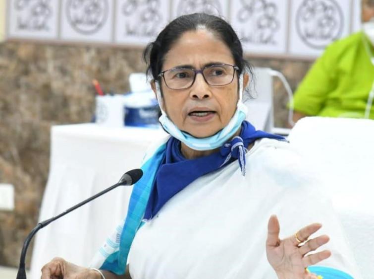Mamata not on speakers' list in Covid VC with Modi, likely to skip meeting 