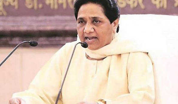 Change in policing system won't control crime: Mayawati