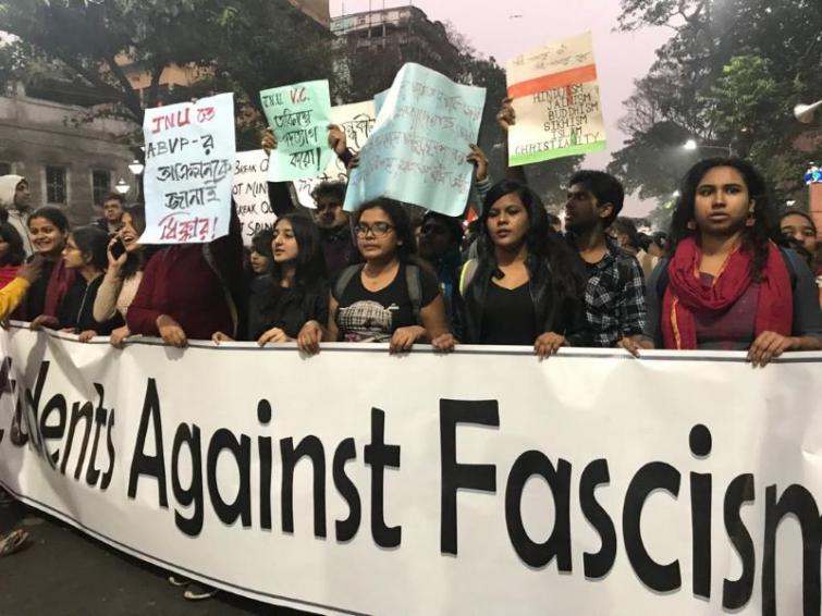 Artistes join students' protest against JNU violence in Kolkata 