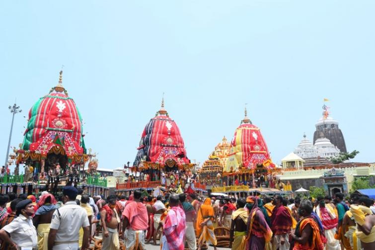 Rath Yatra in Puri takes place without pilgrims and devotees