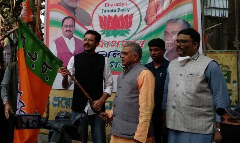 Kaushik Roy joins BJP in presence of Dilip Ghosh 