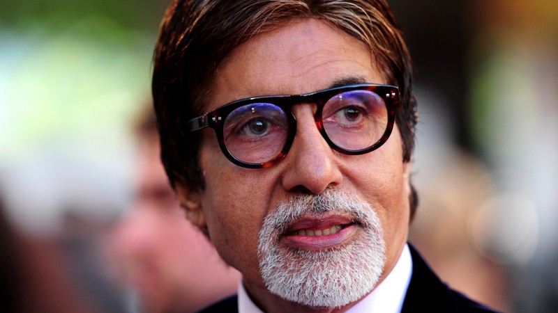 Covid awareness caller tune in Amitabh Bachchan's voice gets replaced