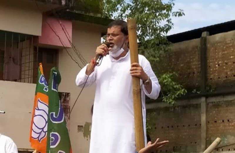 Upset with BJP MP's call for North Bengal UT, Alipurduar party president, 6 others to join TMC