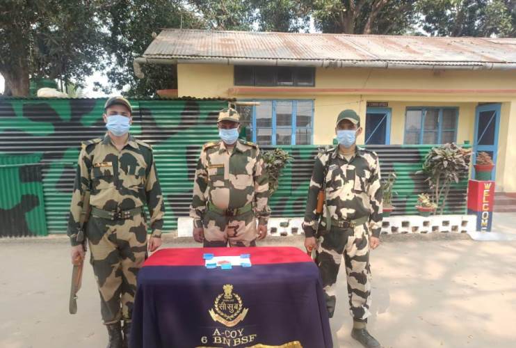 BSF seize large numbers of Yaba Tablets along Indo-Bangladesh border