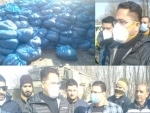 Jammu and Kashmir: DC Anantnag distributes ration among stranded truck driver