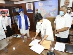 Jyotiraditya Scindia takes charge as Minister of Civil Aviation