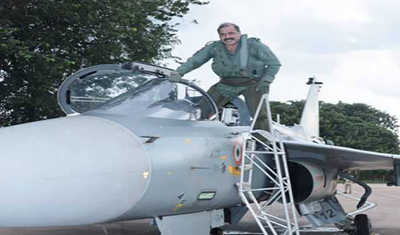 IAF chief reviewed flight test facilities, flew Tejas