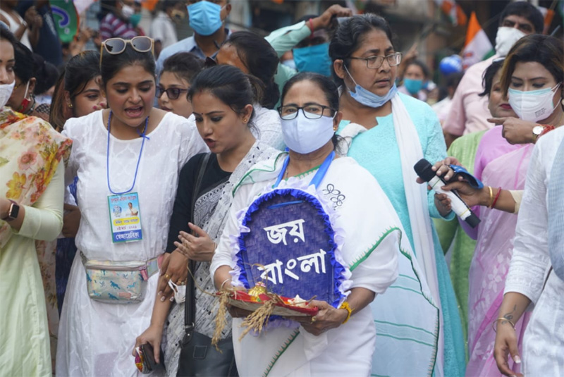 Narendra Modi's Brigade rally was B-grade: Mamata Banerjee