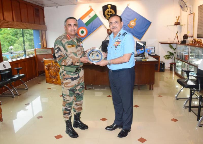 Lt Gen Manoj Pande visits Shillong