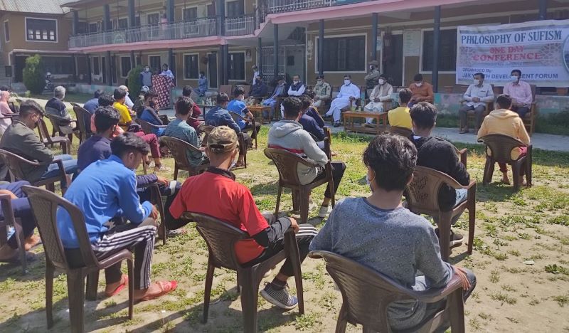 Kashmir: Youth forum organises conference on 'Philosophy of Sufism' in Budgam