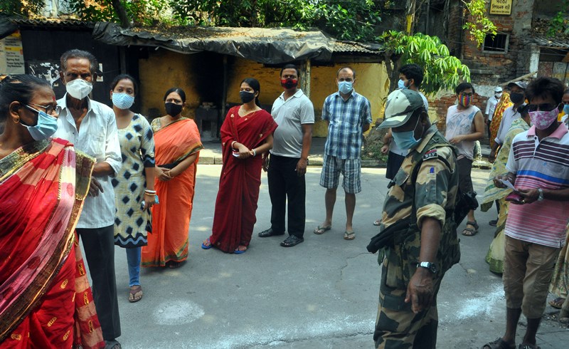 West Bengal records 75.06 pct voters' turnout till 5 PM in 7th phase amid tight security arrangements