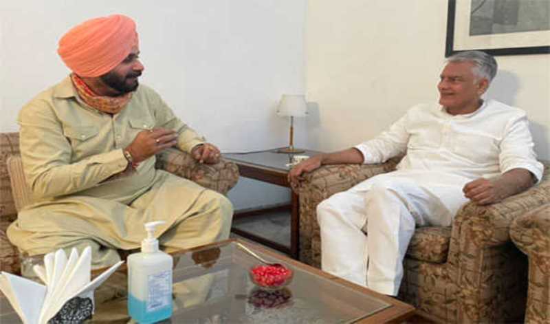 Navjot Singh Sidhu replaces Sunil Jakhar as new Punjab Congress chief