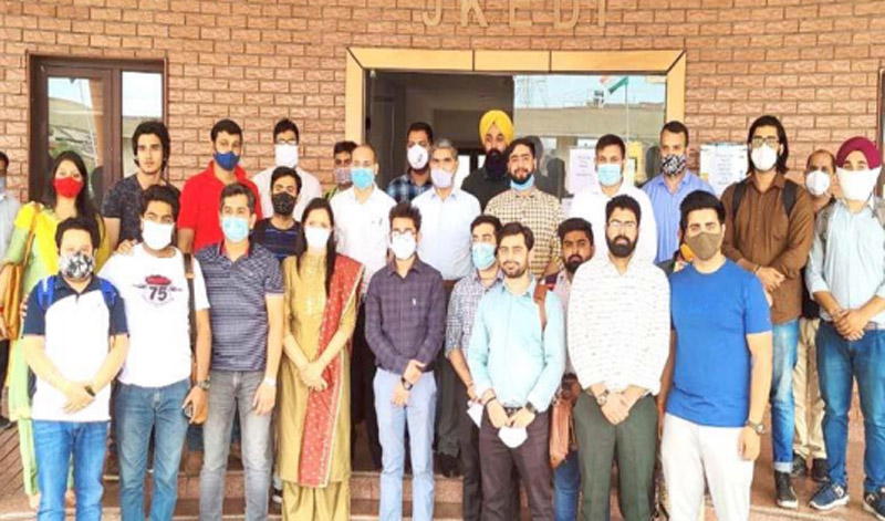 Jammu and Kashmir: Ist batch clears certificate courses on Digital Marketing-Entrepreneurship from JKEDI