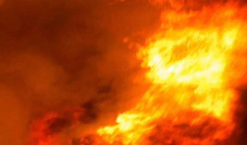 Fire at cosmetic factory in North Delhi