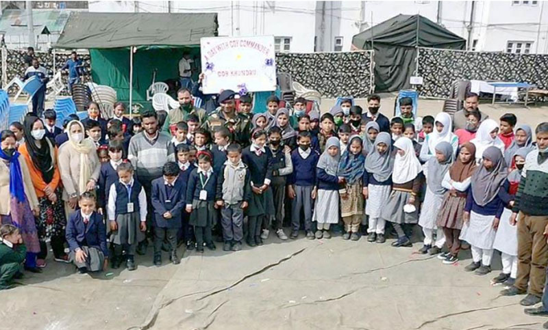 Chinar Air Defence Brigade holds event for children at Khundru