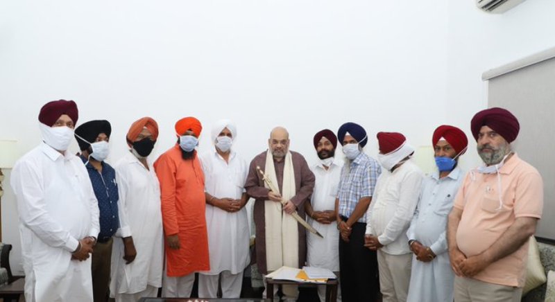 Sikh delegation from Kashmir meets Union Home Minister Amit Shah