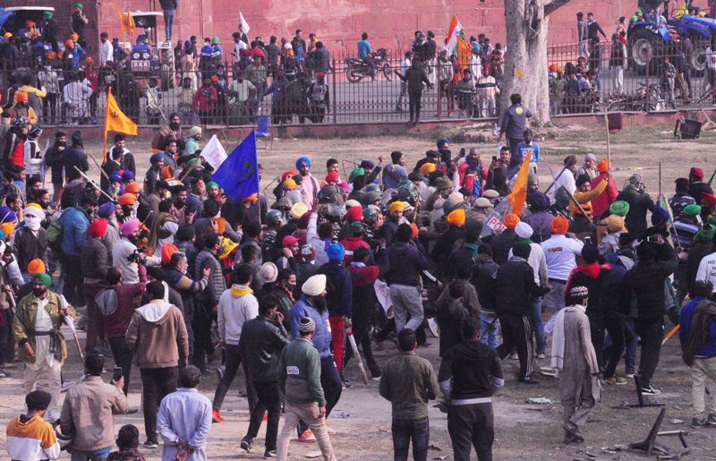 One arrested for raising Sikh flag at Red Fort amid violence during farmers' tractor rally