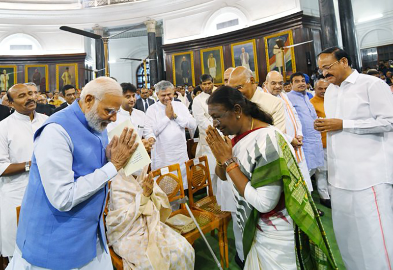 Watershed moment for India: Narendra Modi tweets on President Droupadi Murmu's oath