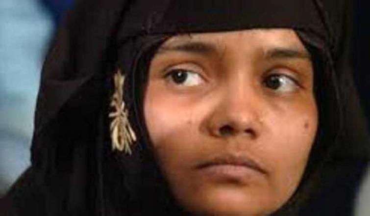 Bilkis Bano case: Supreme Court issues notice to Gujarat govt on release of convicts