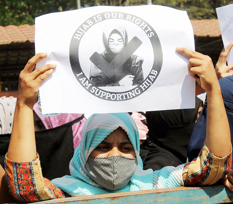 Karnataka: Students asked to remove hijab before entering a school campus in Mandya