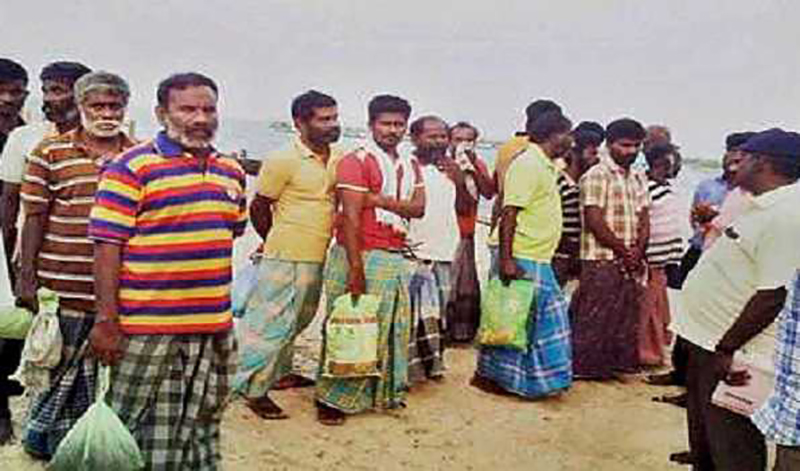 Sri Lankan Navy arrests 7 Indian fishermen