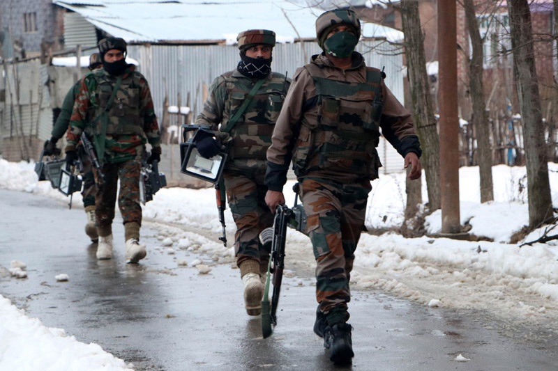 Kashmir: Militants escape after brief exchange of fire in Shopian