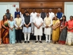 PM Modi meets district Panchayat members from Gujarat