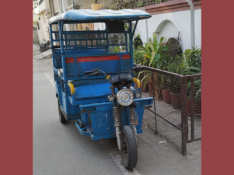 Seema earning appreciation as first-rickshaw driver of Jammu