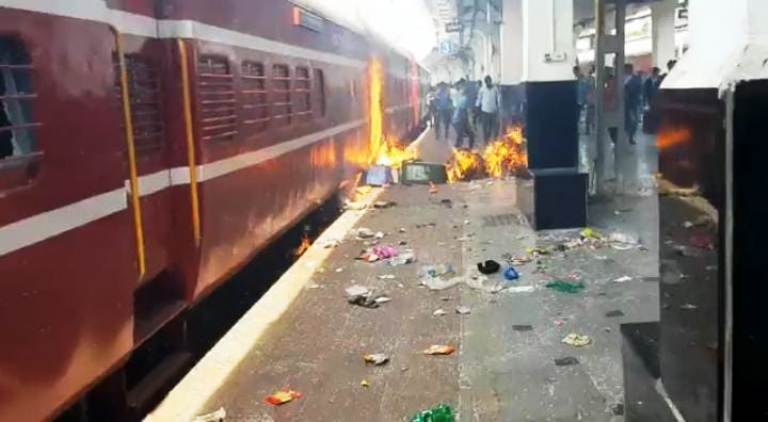 Delhi: Around 200 trains affected due to protests against Agnipath scheme