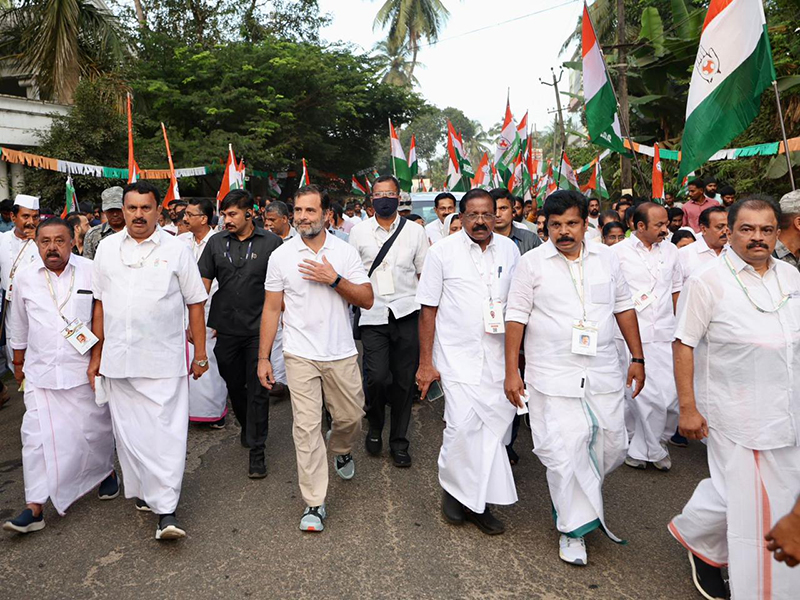 Rahul Gandhi's Bharat Jodo Yatra resumes from Malappuram