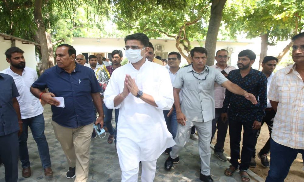 Sachin Pilot meets Sonia Gandhi, shares his 'sentiments' with Congress chief