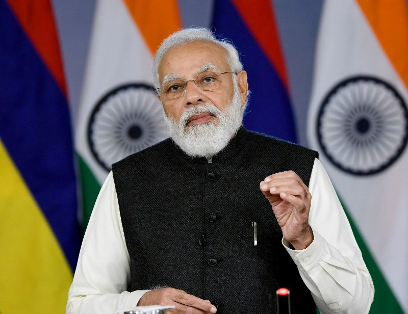 PM Modi asks all to hoist tri-colour, Congress calls it 'hypocrisy'