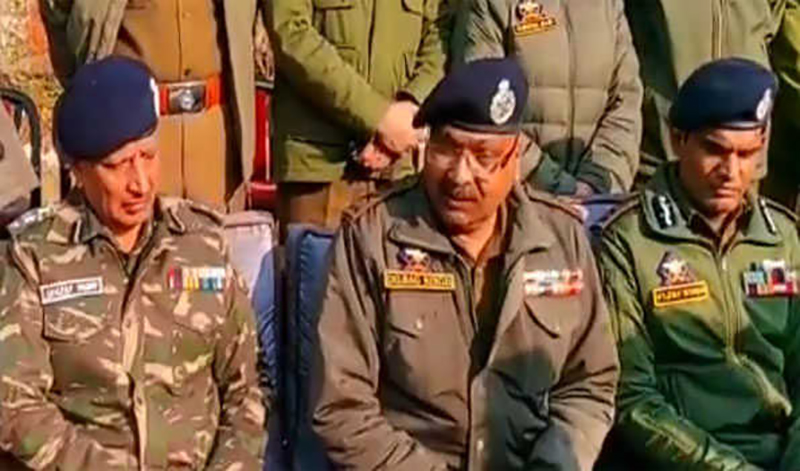 Number of local active militants in Kashmir down to the double digits: DGP Dilbag Singh