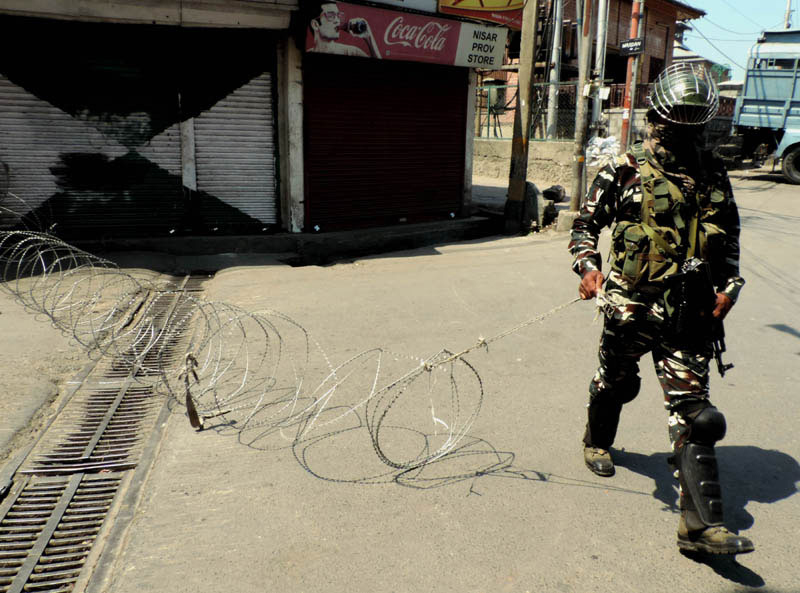Jammu and Kashmir: Gunfight rages in Anantnag